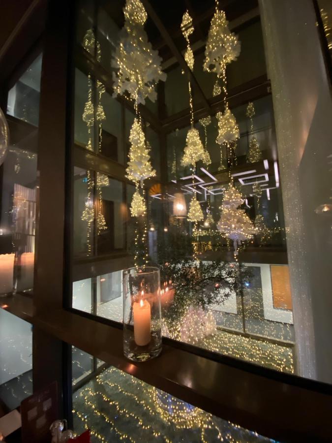 Hotel My Way Zuerich วัลลิเซลเลน ภายนอก รูปภาพ