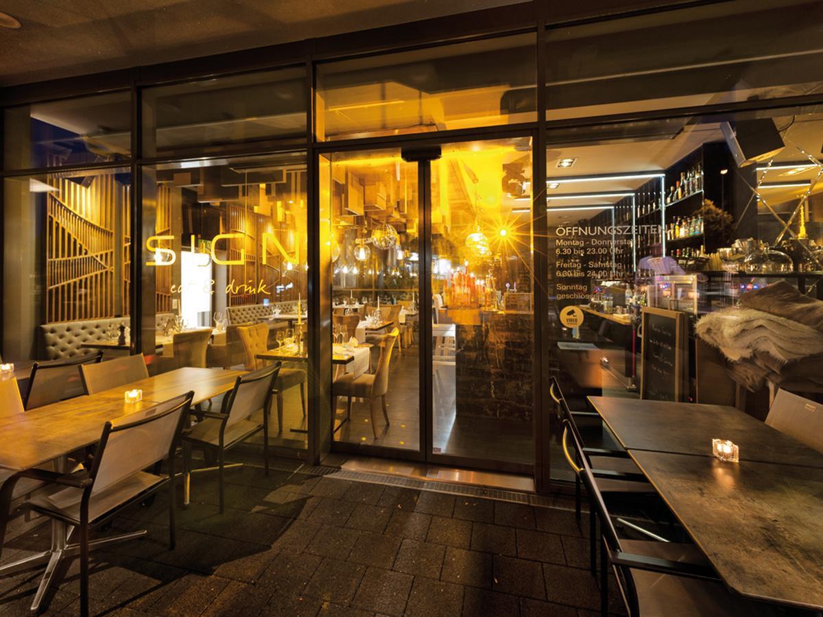 Hotel My Way Zuerich วัลลิเซลเลน ภายนอก รูปภาพ