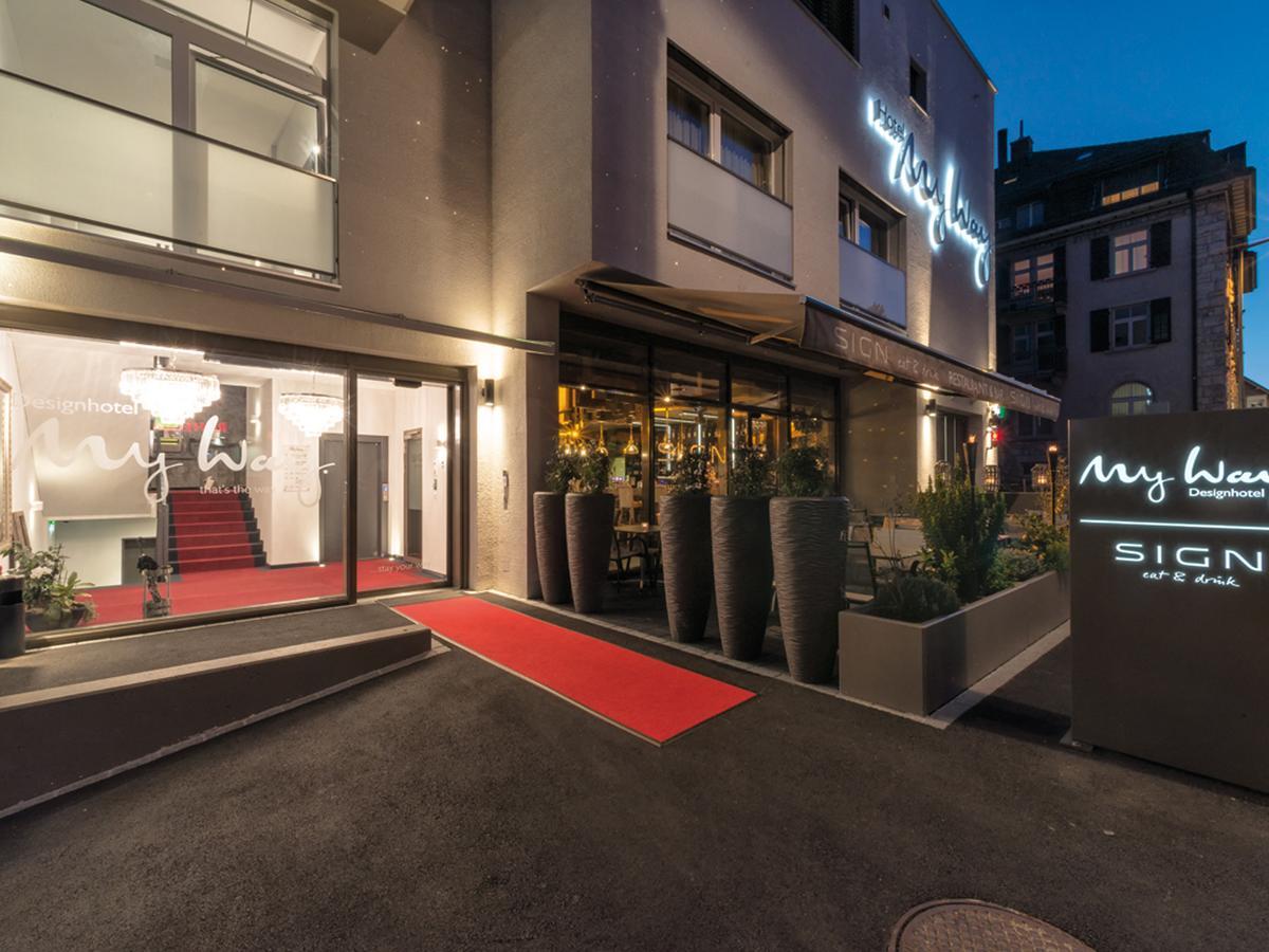 Hotel My Way Zuerich วัลลิเซลเลน ภายนอก รูปภาพ